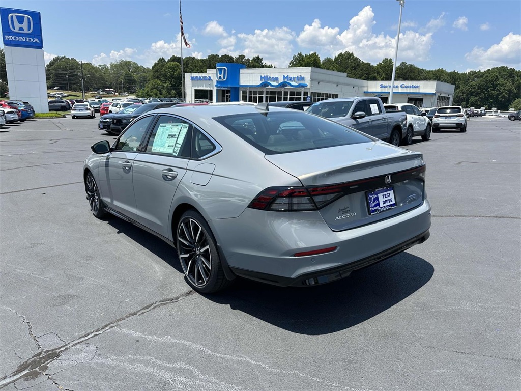 2025 Honda Accord Hybrid Touring photo 23