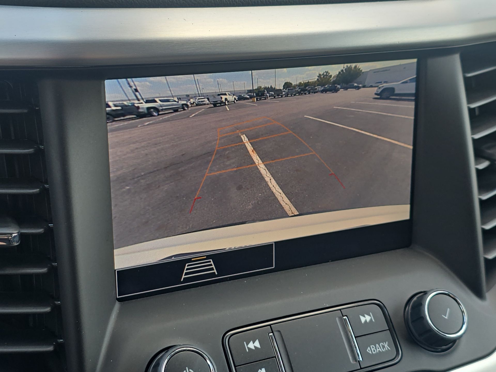 2023 Gmc Acadia SLE photo 49