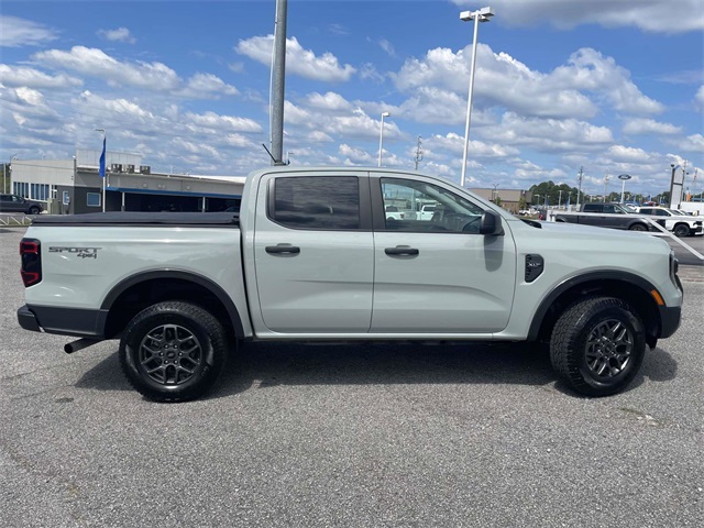 2024 Ford Ranger XLT photo 2