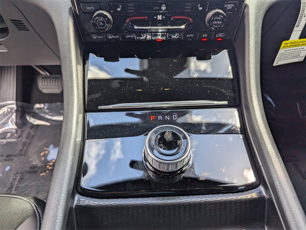 2025 Jeep Grand Cherokee Altitude photo 15