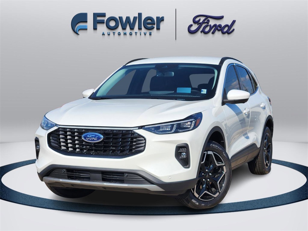2026 Ford Escape Platinum's photo