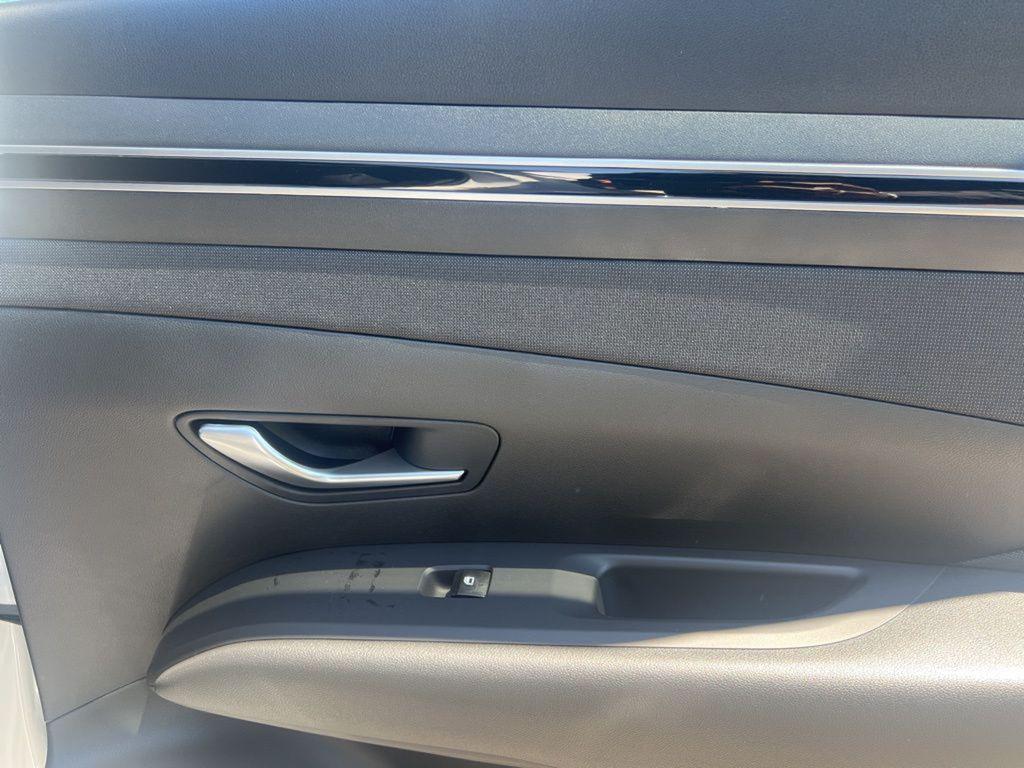 2024 Hyundai Tucson SEL Convenience photo 11