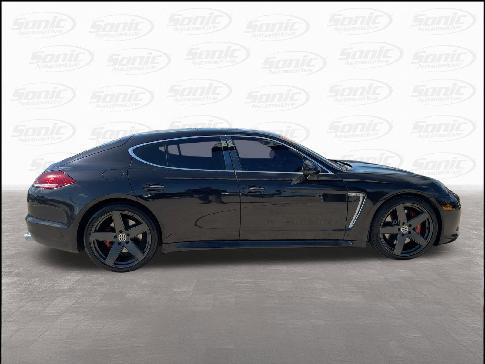 2010 Porsche Panamera Turbo photo 6
