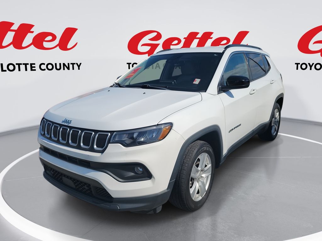 2022 Jeep Compass Latitude's photo