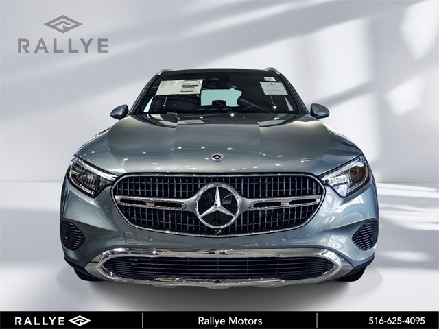 2025 Mercedes Benz GLC 300 4MATIC photo 2