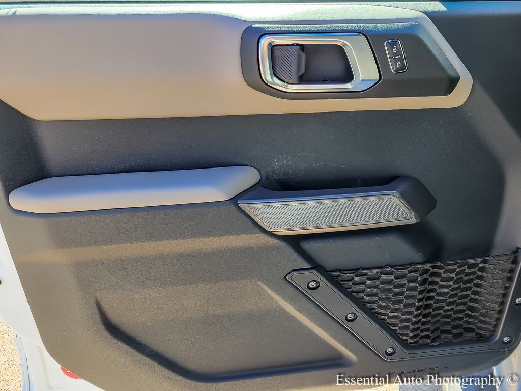 2021 FORD BRONCO - Image 16