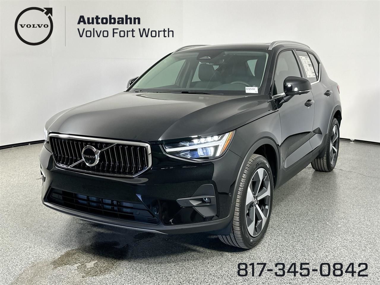 2025 Volvo XC40