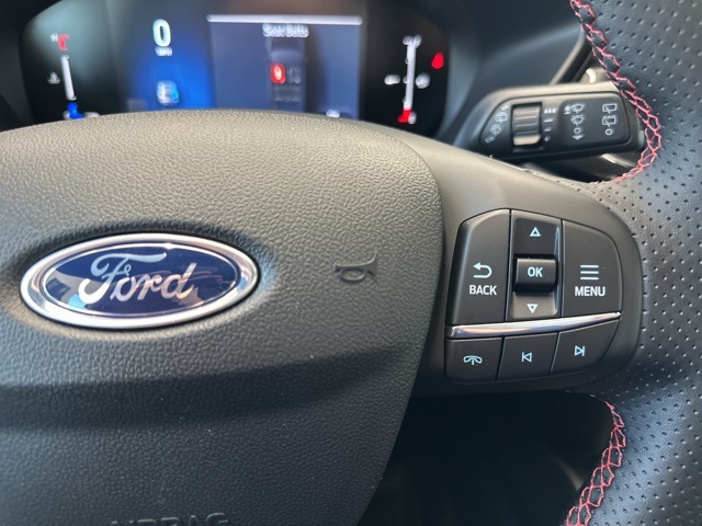 2025 Ford Escape ST-Line photo 13