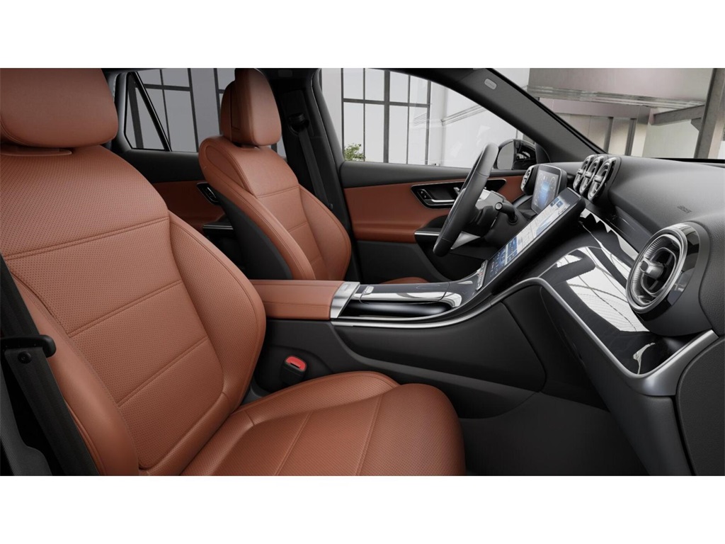 2026 Mercedes Benz GLC 300 4MATIC photo 4