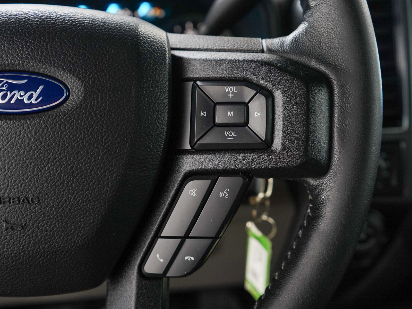 2019 Ford F-150 XLT photo 18