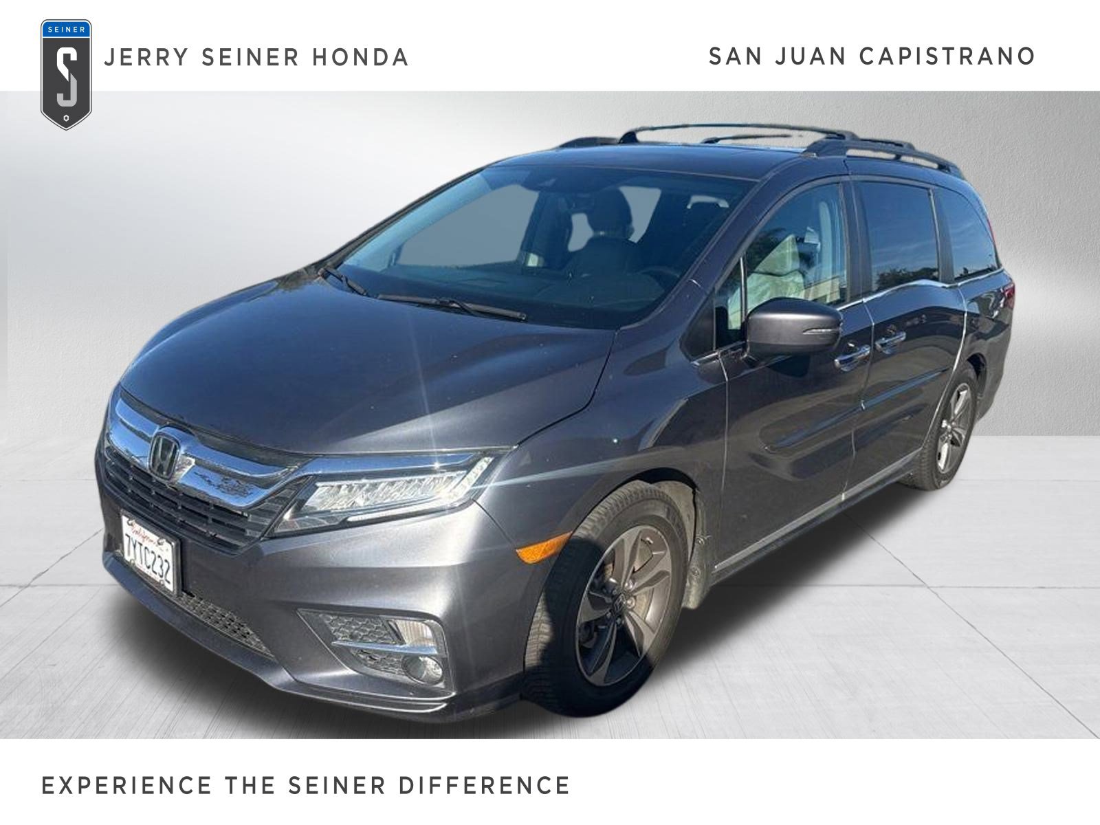 2018 Honda Odyssey Touring's photo