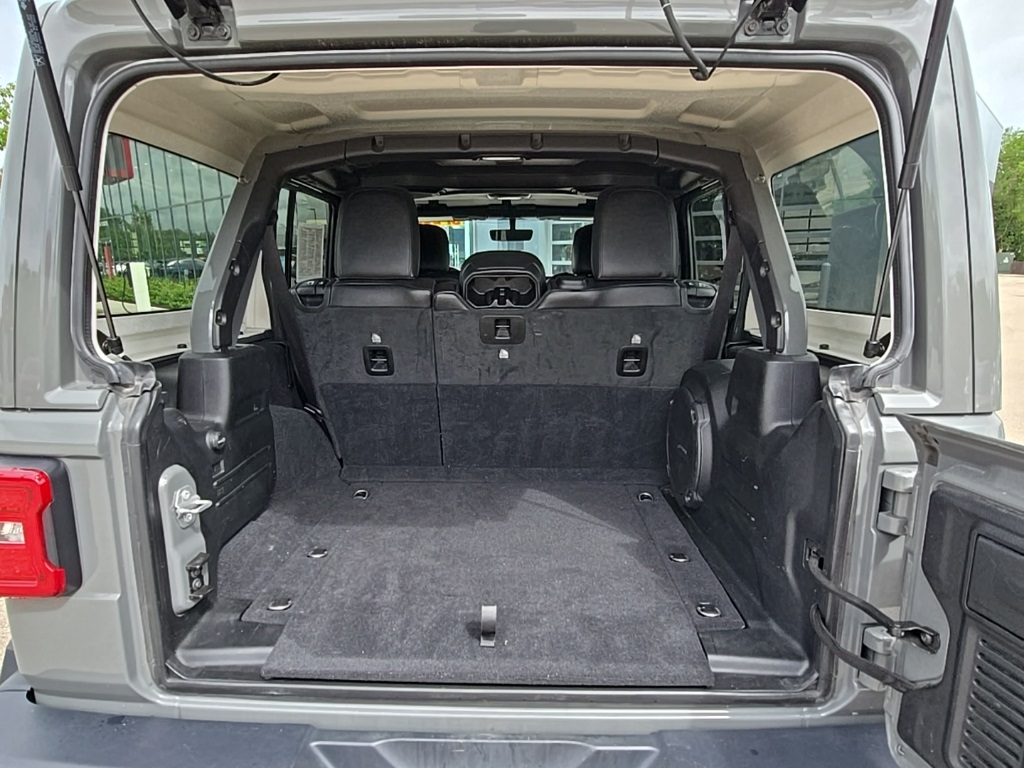 2020 Jeep Wrangler Unlimited Rubicon photo 24