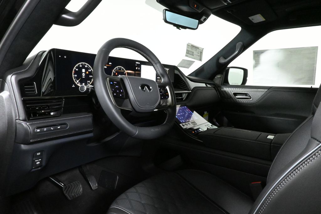 2025 Infiniti QX80 photo 14
