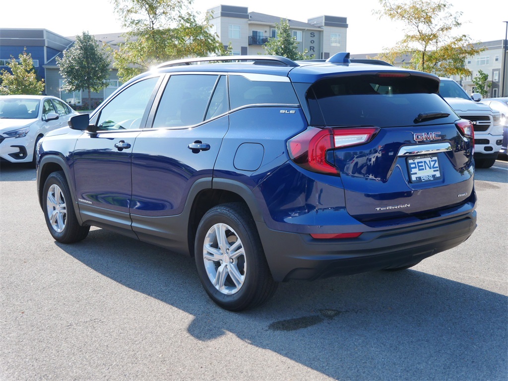 2022 Gmc Terrain SLE photo 4