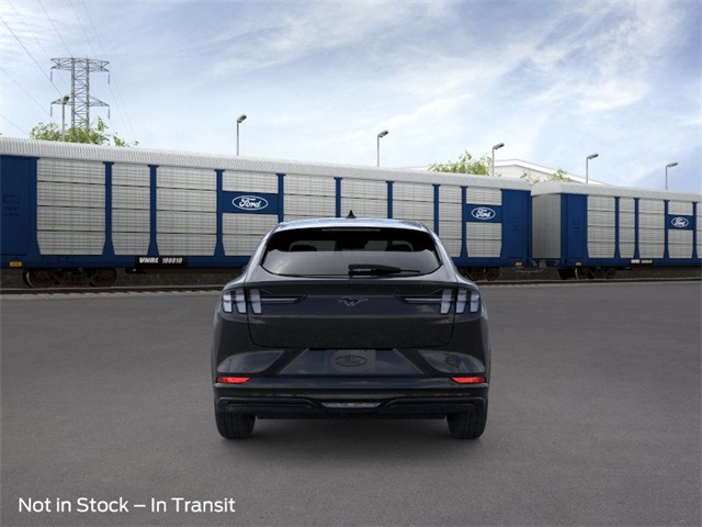 2025 Ford Mustang Mach-E Premium photo 4