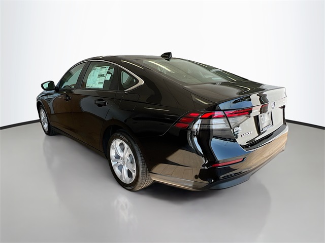 2025 Honda Accord LX photo 32