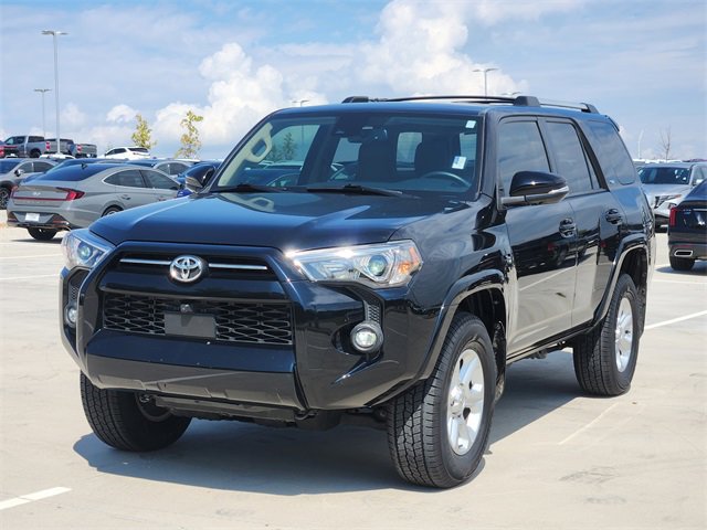 2022 Toyota 4Runner 4WD SR5 Premium photo 3