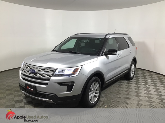 2018 Ford Explorer XLT photo 3