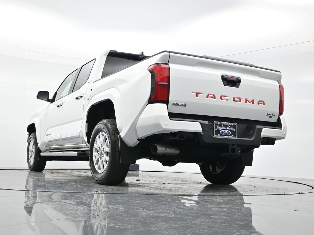 2024 Toyota Tacoma photo 50