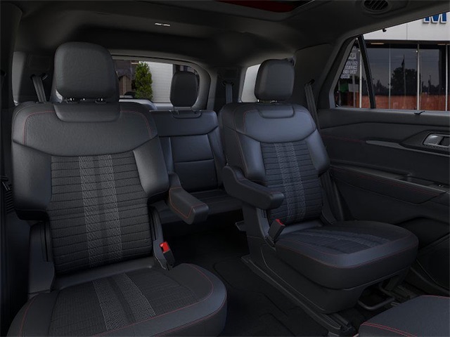 2025 Ford Explorer ST-Line photo 11