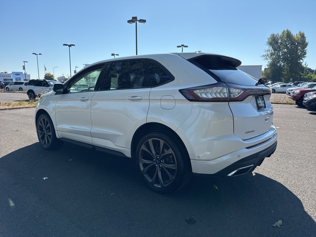 2018 Ford Edge Sport photo 4