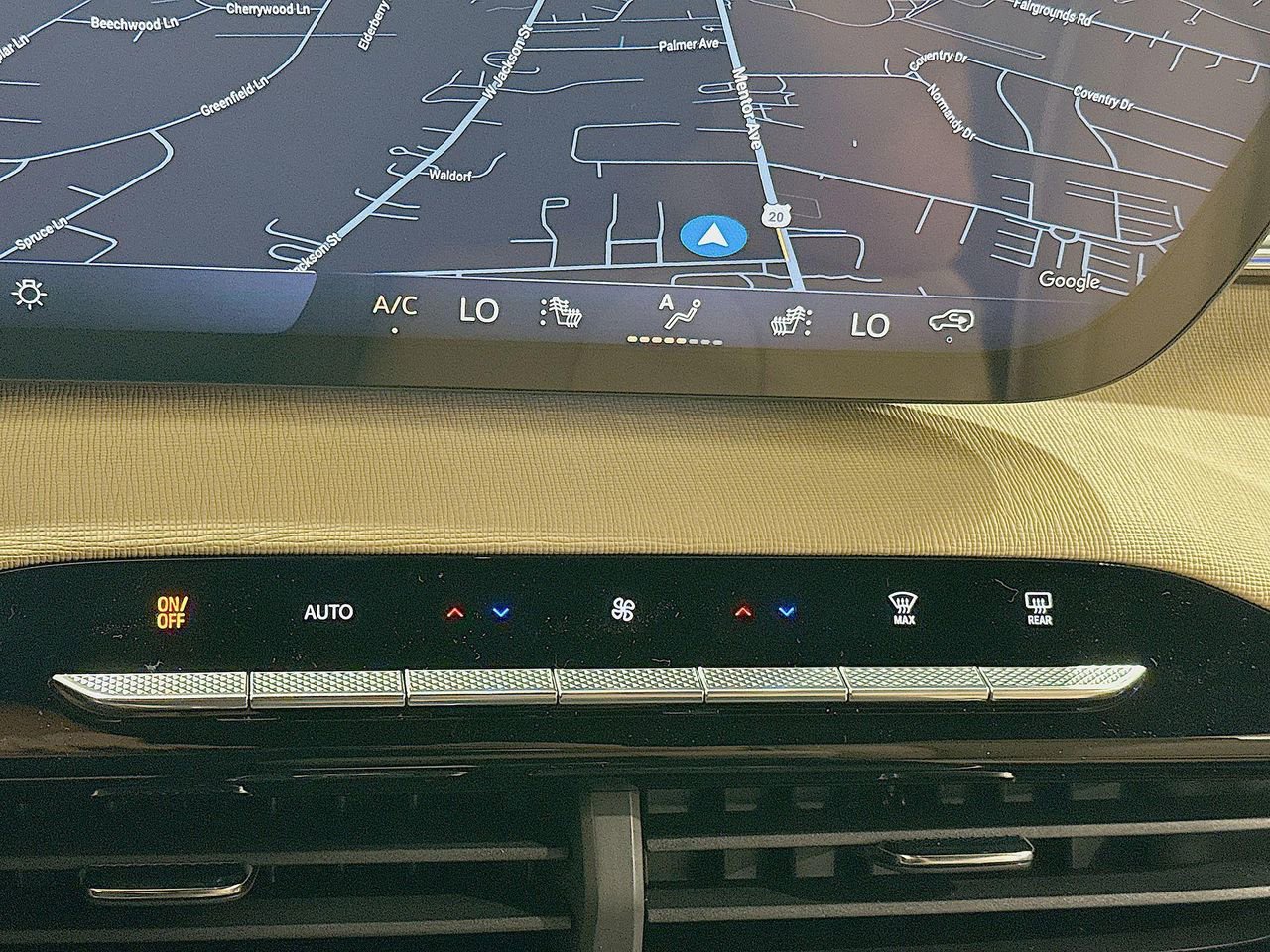 2026 Buick Enclave Preferred photo 17