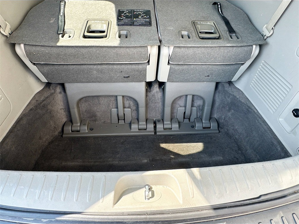 2015 Kia Sedona LX photo 25