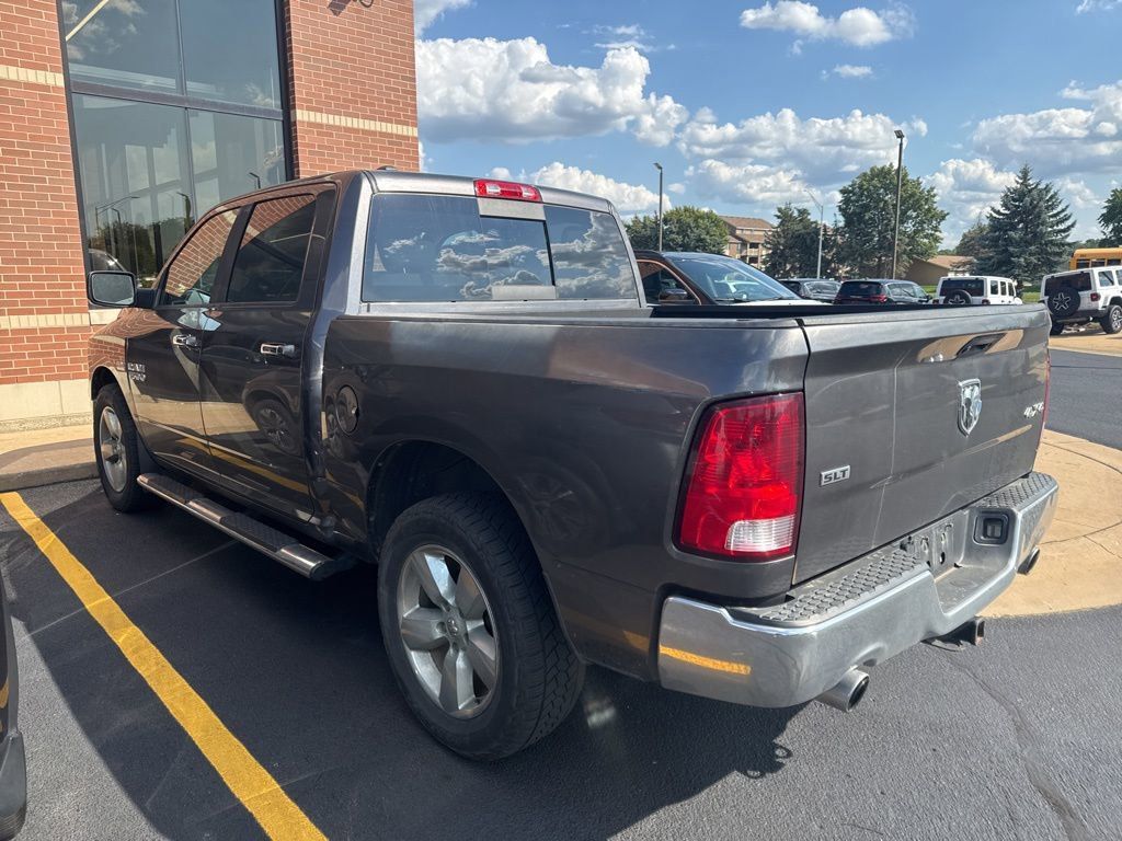 2016 Ram 1500 SLT photo 11