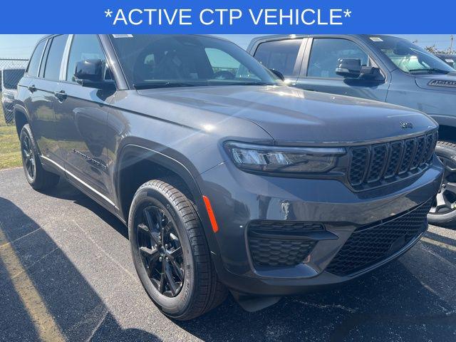 2025 Jeep Grand Cherokee Altitude's photo