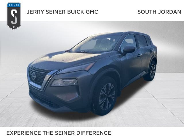 2022 Nissan Rogue SV's photo