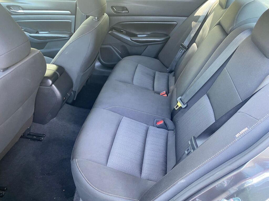 2023 Nissan Altima 2.5 SV photo 16