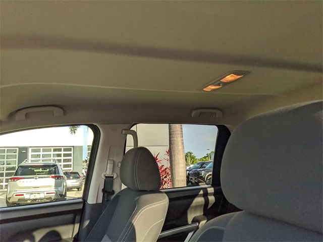 2024 Nissan Titan SV photo 16