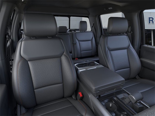 2025 Ford F-150 Lariat photo 8