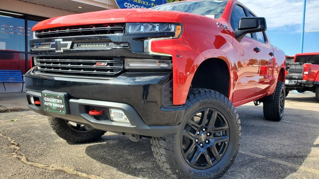 2022 Chevrolet Silverado 1500 LT Trail Boss photo 3