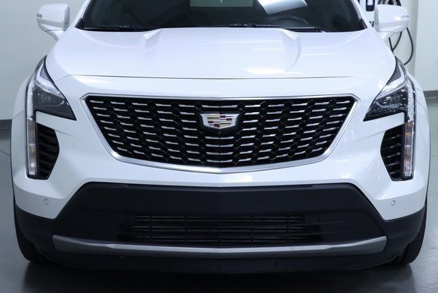2022 Cadillac XT4 Premium Luxury photo 4
