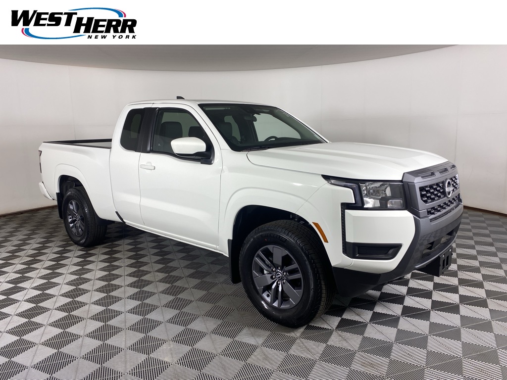 2025 Nissan Frontier SV's photo