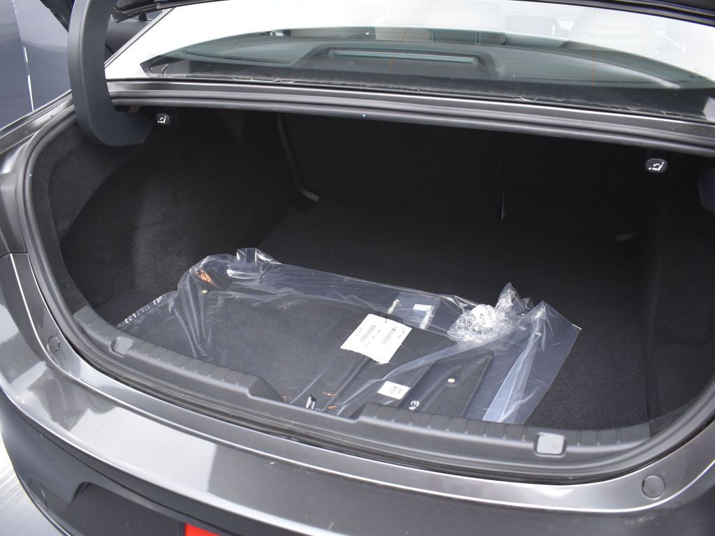 2025 Mazda Mazda3 2.5 s Preferred photo 23