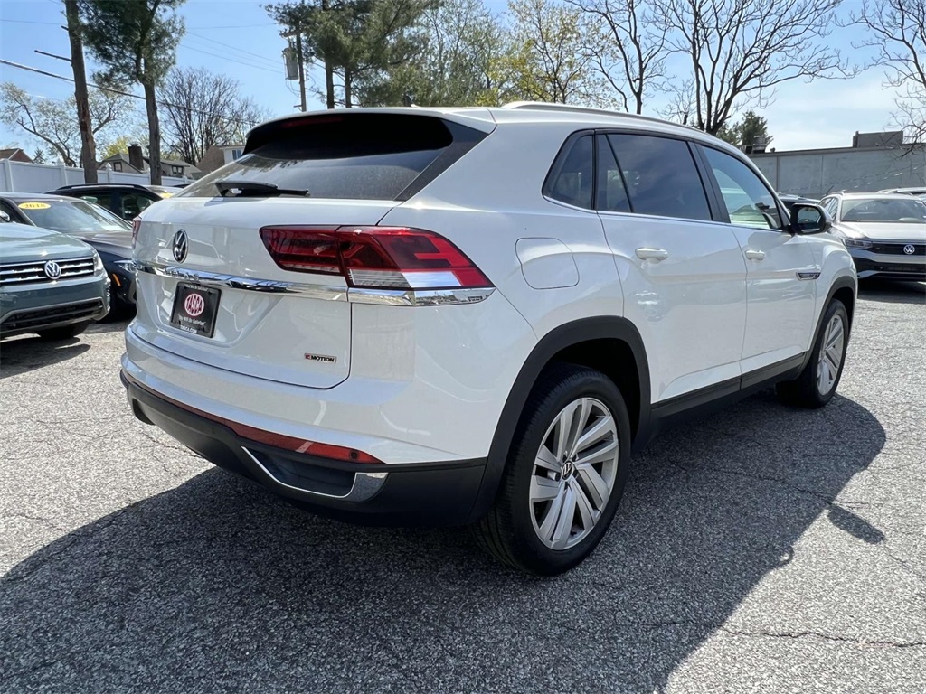 2021 Volkswagen Atlas Cross Sport SE Technology photo 2
