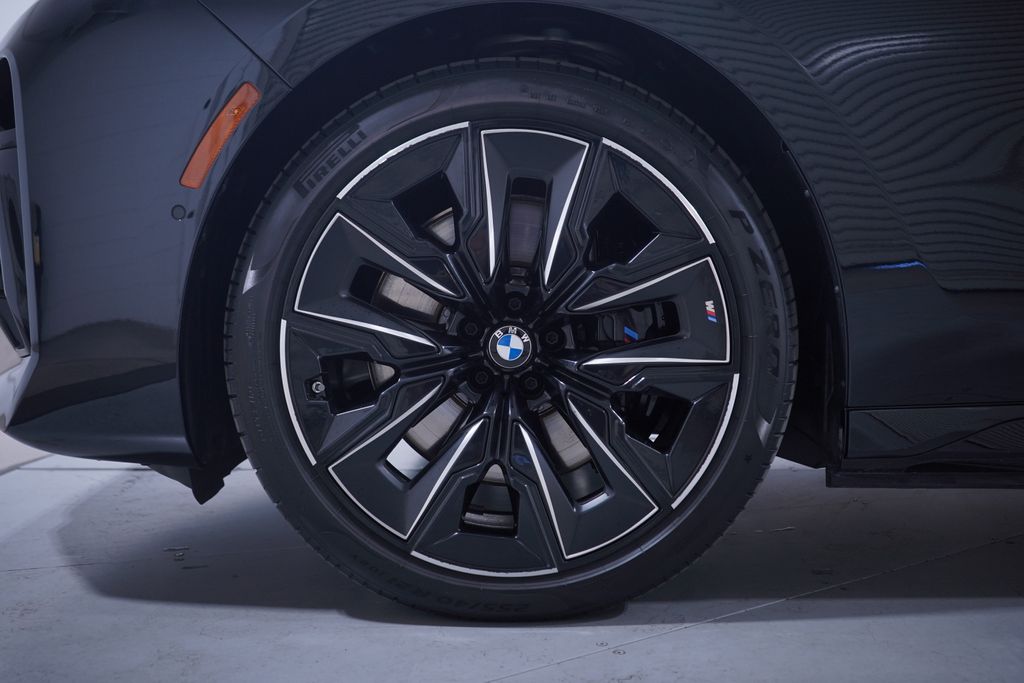 Used 2025 BMW i7 eDrive50 with VIN WBY43EJ00SCT44061 for sale in Ontario, CA