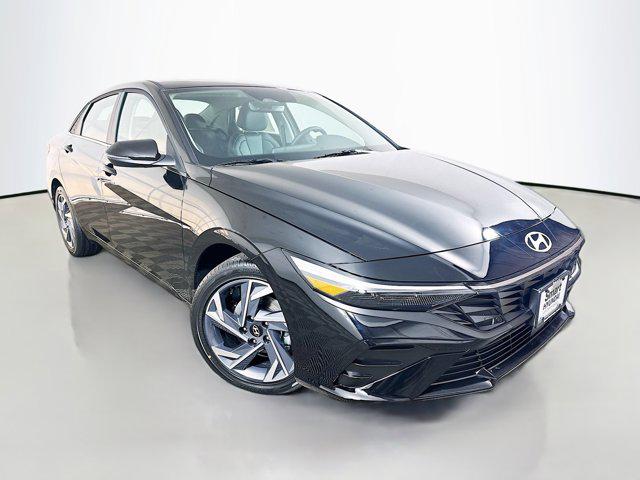 2026 Hyundai Elantra Limited's photo