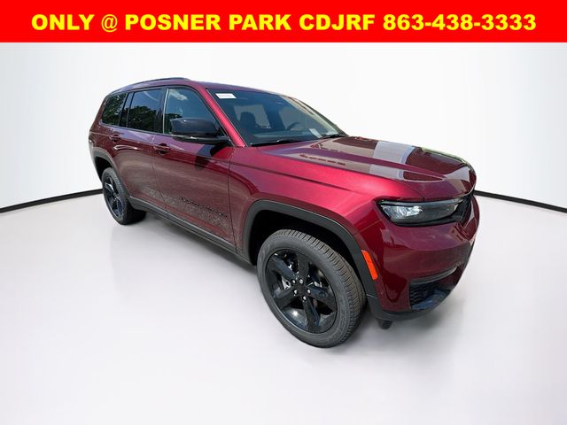 2025 Jeep Grand Cherokee Limited photo 3