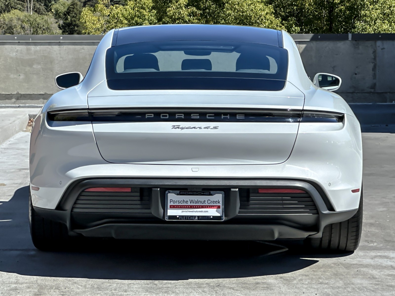 2022 Porsche Taycan 4S photo 7