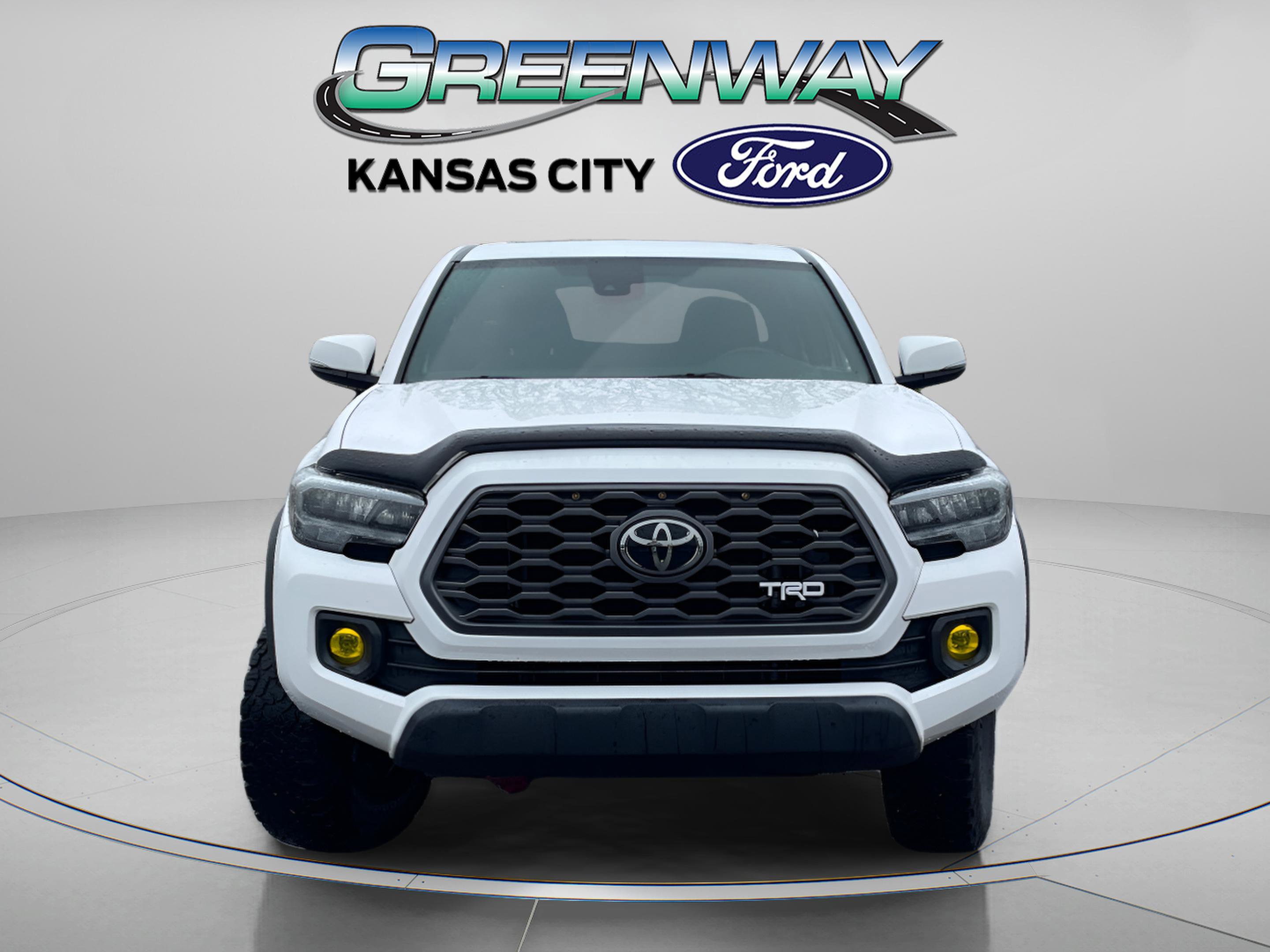 Used 2021 Toyota Tacoma TRD Off Road with VIN 3TMCZ5AN2MM380049 for sale in Kansas City