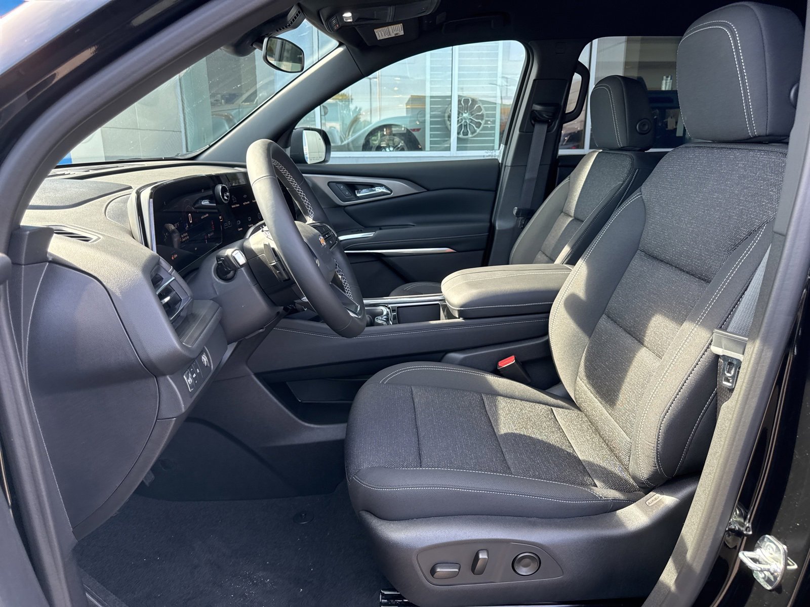 2026 Chevrolet Traverse photo 15