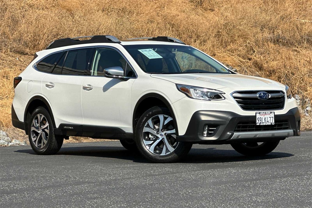 2022 Subaru Outback Touring XT photo 2
