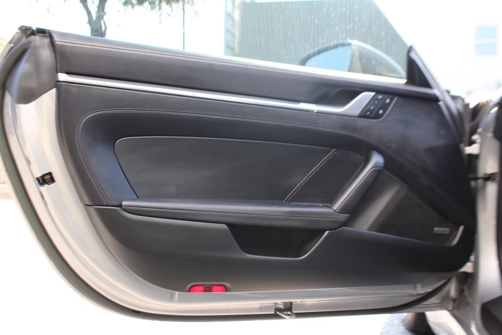 2022 Porsche 911 GTS Coupe photo 19