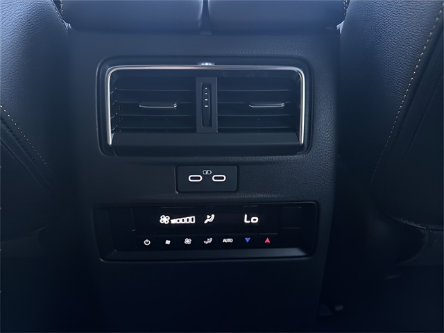 2025 Mazda CX-90 Premium photo 18