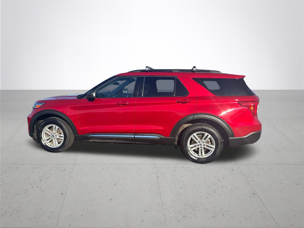 2022 Ford Explorer XLT photo 9