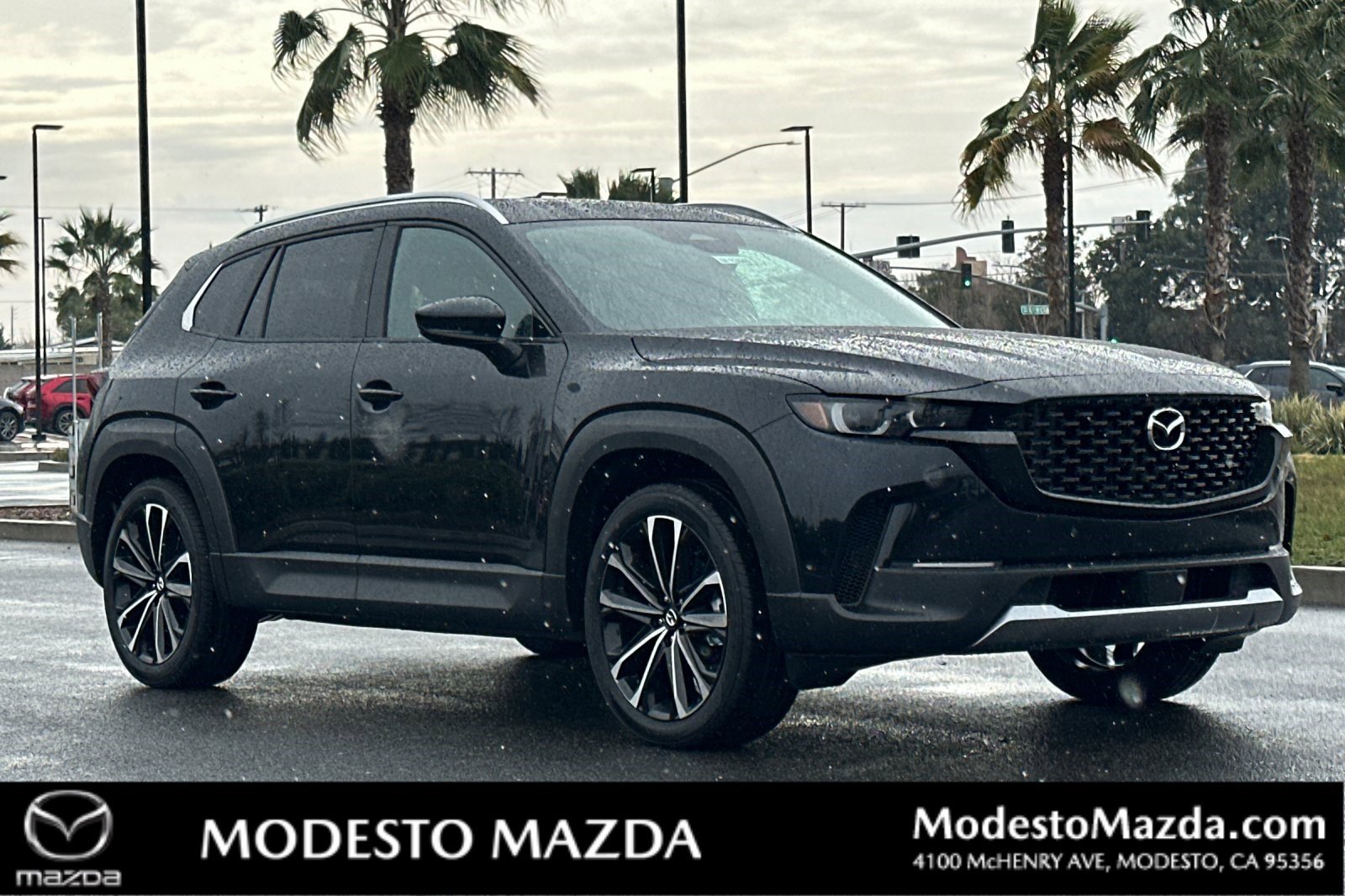 2025 Mazda CX-50 Premium Plus's photo