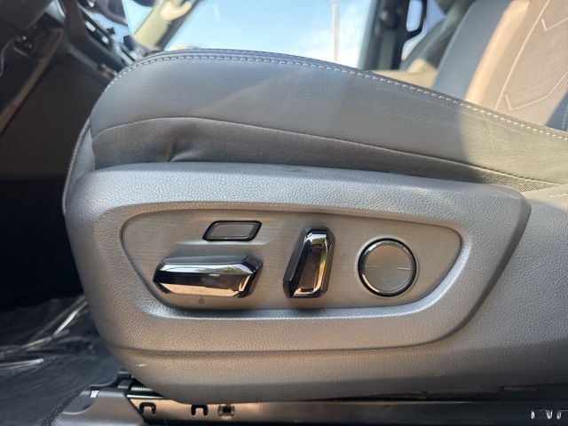 2024 Lexus GX 550 Luxury photo 9